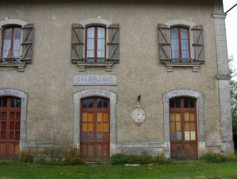 06garechampagnac03.jpg